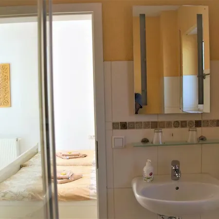 Karuna Haus Vendégház 3*